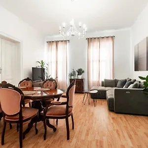 Apartament Internesto Station, Brno